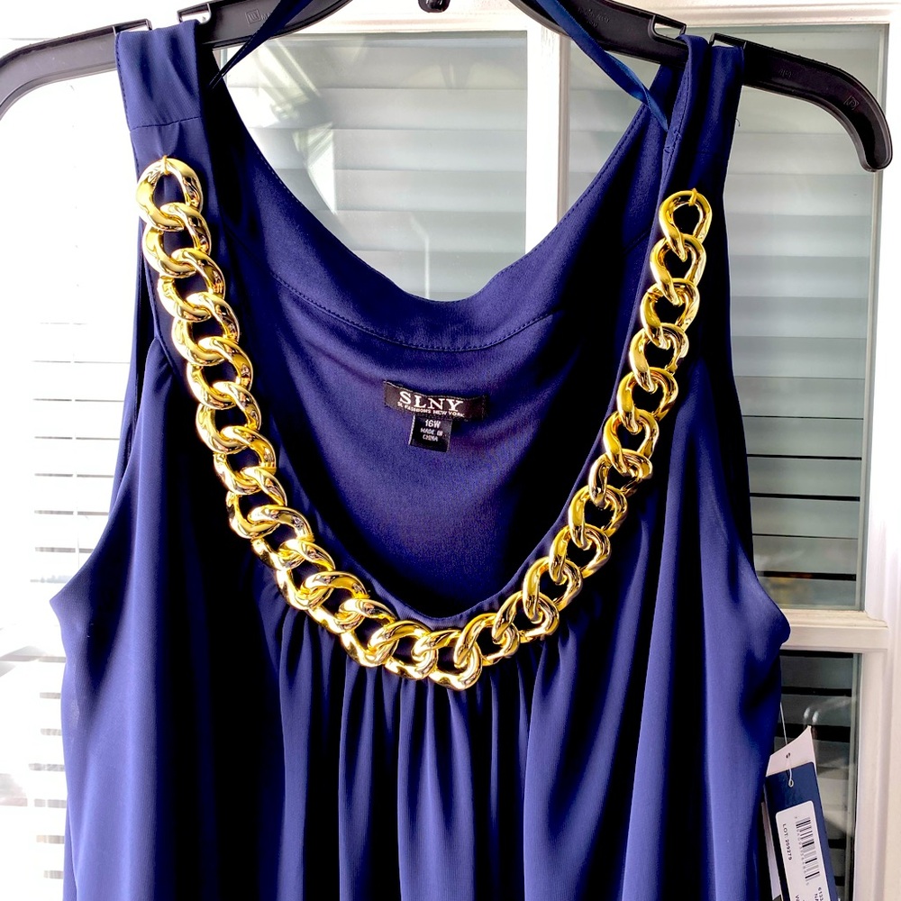 SLNY beautiful Chiffon Special Occasion Dress Navy 16W NWT tea length.